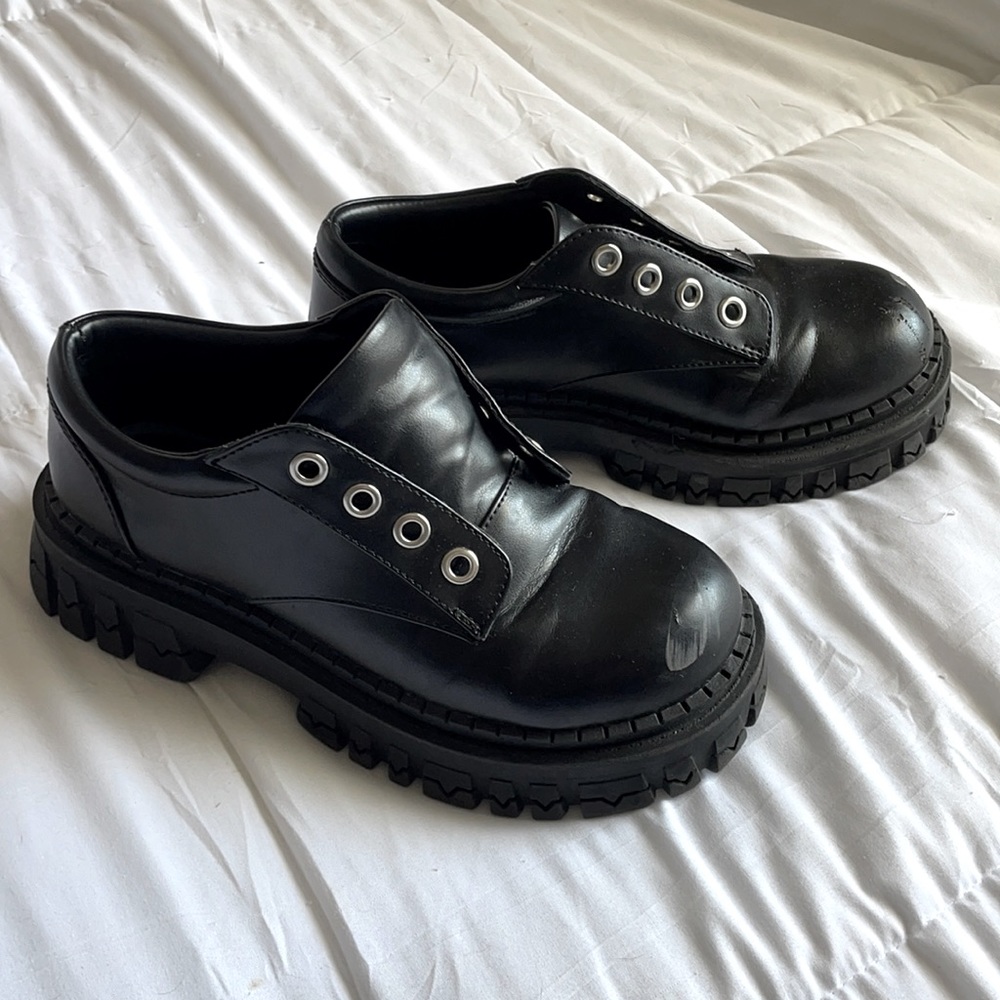 dELiA*s Platform Teen Oxfords